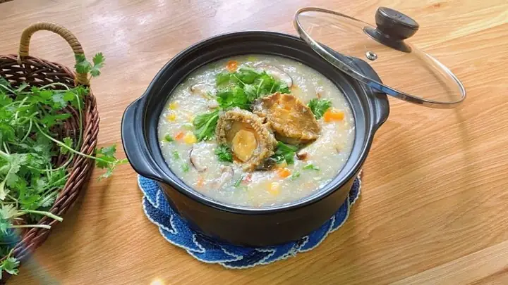 Bước 5: Vo Gạo Và Nấu Cháo Bào Ngư