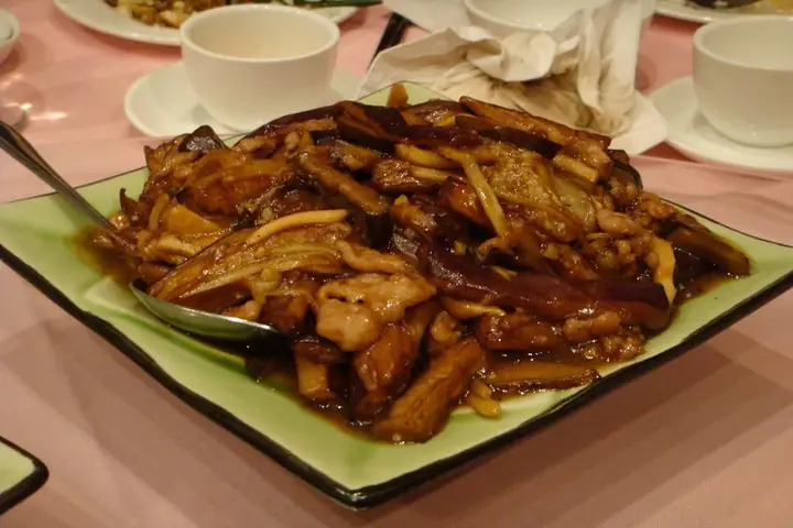 Bao tử cá ngừ xào sa tế thơm ngon đậm đà