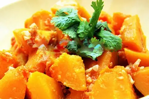 Bí Đỏ Xào Tỏi Thơm Thơm… - Ảnh 1. Bí Đỏ Xào Tỏi Thơm Thơm… - Ảnh 1.