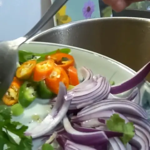 Hầm bò với đậu và củ quả