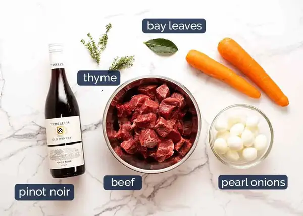 Cần chuẩn bị gì cho món bò hầm vang đỏ kiểu Pháp?