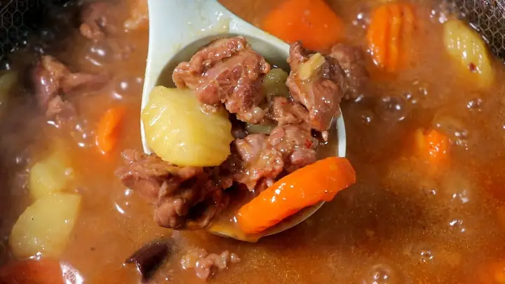 Cách Nấu Bò Kho Tú Lê Miền Tây Hấp Dẫn