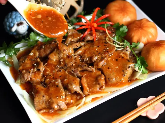 Giới Thiệu Món Bò Sốt Tiêu Đen – Hương Vị Đậm Đà Khó Cưỡng