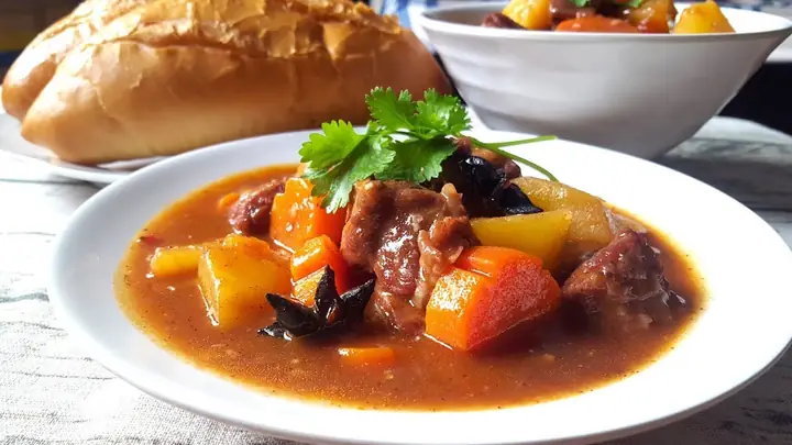 cách nấu bò sốt vang chuẩn vị cách nấu bò sốt vang chuẩn vị