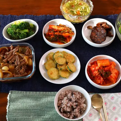 Công thức nấu bò kho xì dầu ai ăn cũng khen ngon tấm tắc - 1