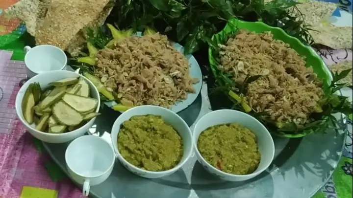 Bạn đã quá chán ngán các món ăn chiên xào đầy dầu mỡ? Hãy học ngay cách làm món gỏi cá mè thơm ngon lạ miệng không tanh tại nhà nhé! Bạn đã quá chán ngán các món ăn chiên xào đầy dầu mỡ? Hãy học ngay cách làm món gỏi cá mè thơm ngon lạ miệng không tanh tại nhà nhé!