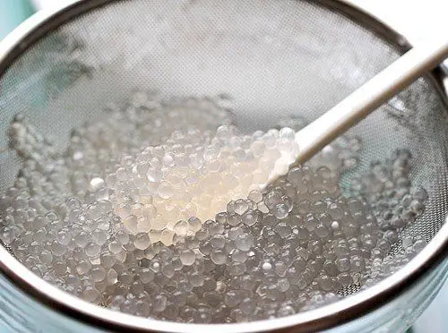 Đầu Bếp Đã Chỉ Mẹo Vô Cùng Đơn Giản Giúp Viên Bột Bánh Trong Suốt, Nấu Chè Hoặc Làm Món Tráng Miệng Tuyệt Ngon.