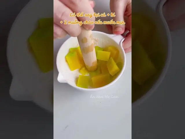 3.1 Cháo cá hồi bí đỏ