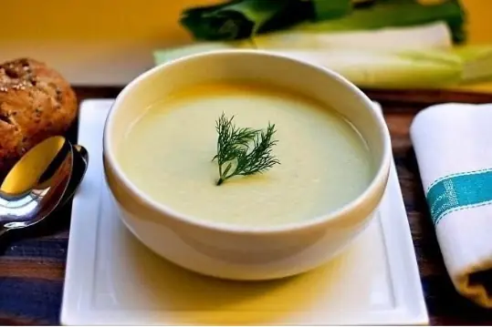 Cháo Thịt Gà Với Khoai Lang Thơm Ngon, Ngọt Mát Cháo Thịt Gà Với Khoai Lang Thơm Ngon, Ngọt Mát