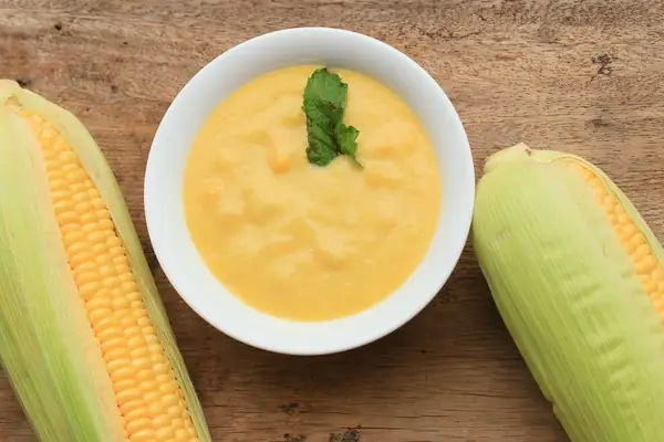 1. Cho bé ăn từ ít đến nhiều