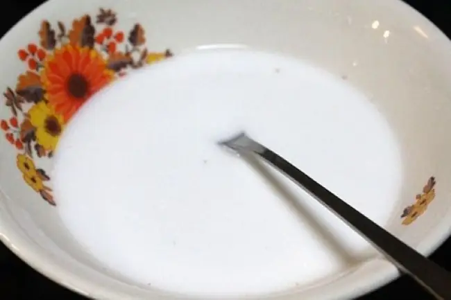 Bước 2: Sơ chế bột sắn dây Bước 2: Sơ chế bột sắn dây