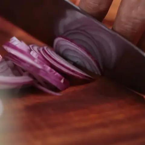 Sơ chế các nguyên liệu còn lại