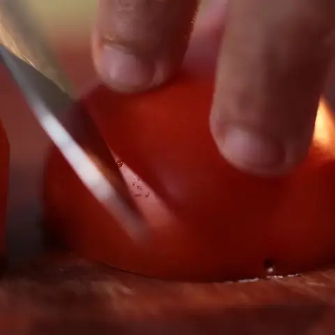 Sơ chế các nguyên liệu còn lại