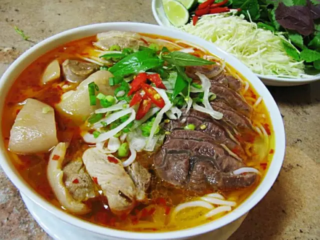 Cách nấu bún bò Đà Lạt ngon chuẩn vị, đậm đà bản sắc riêng