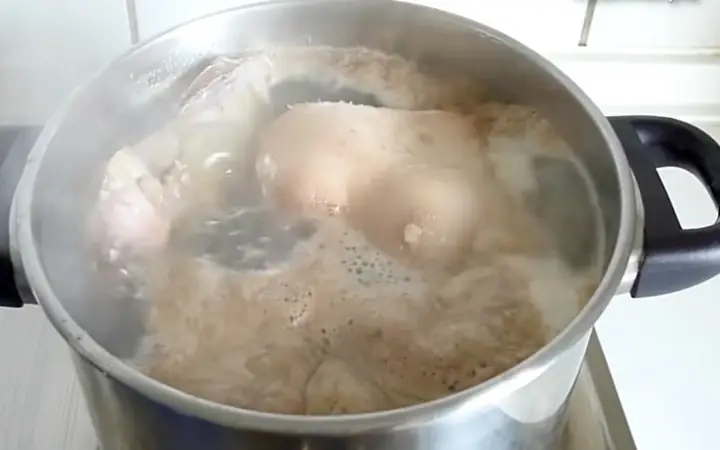 Bước 1: Bắp Bò, Chân Giò Và Xương Sơ Chế Sạch Sẽ