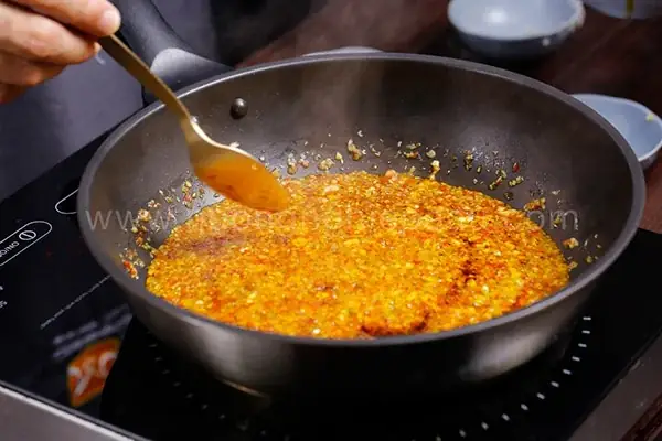 Làm ớt sa tế Làm ớt sa tế