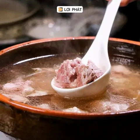 Bước 2: Hầm Xương Bước 2: Hầm Xương