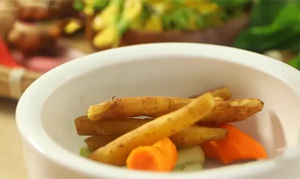 Bước 2. Nấu Nước Dùng