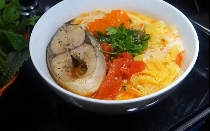 4. Cách nấu cá cam ăn bún thơm ngon
