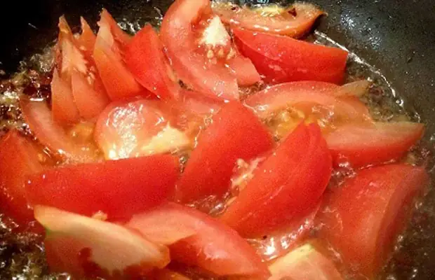 Nấu nước dùng bún Nấu nước dùng bún