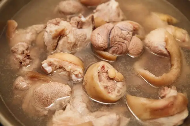 Cách nấu bún bò theo công thức chuẩn vị Huế bảo đảm thành công Cách nấu bún bò theo công thức chuẩn vị Huế bảo đảm thành công