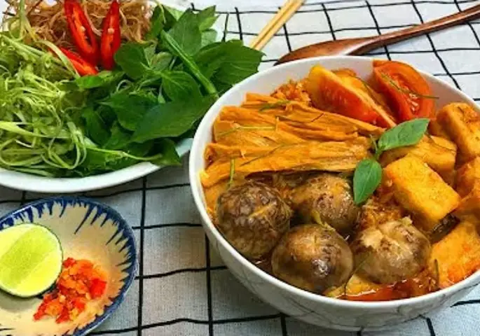 1. Bún riêu chay