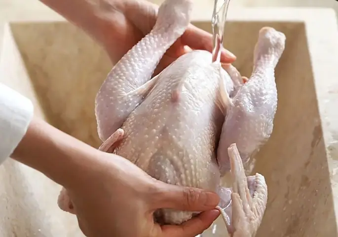 Sơ chế nguyên liệu Sơ chế nguyên liệu