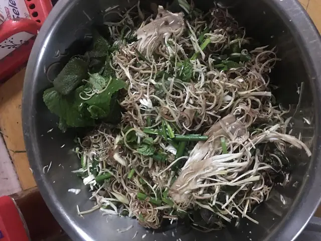 Bún Nước Lèo Nấu Từ Mắm Bò Hóc, Tặng Người Miền Tây Ở Thành Phố Những Ngày Giãn Cách - Ảnh 3.