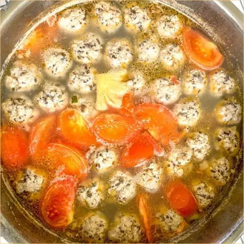 B)cách Nấu Bún Mọc Cà Chua