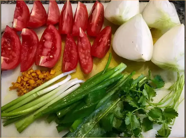 b)Cách nấu bún mọc cà chua