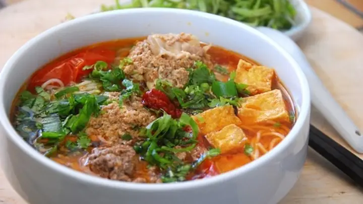 1. Bún Riêu Cua