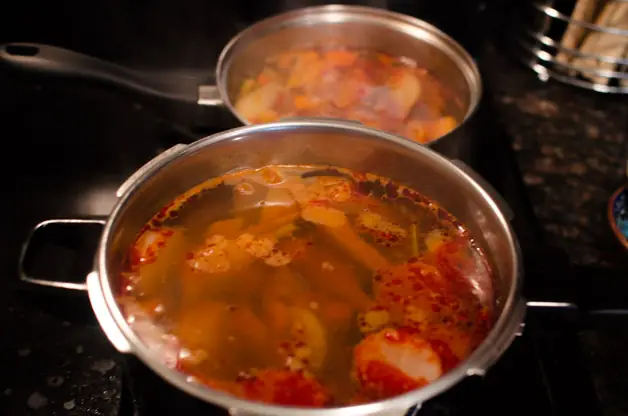 Cách nấu bún bò chay: