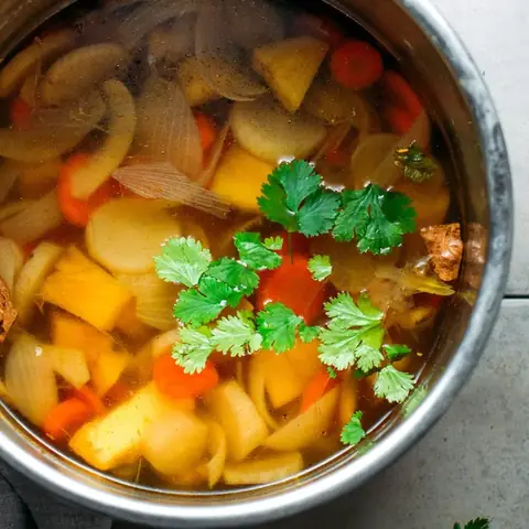 Nấu Nước Dùng: Nấu Nước Dùng: