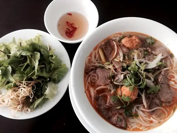 Độc nhất vô nhị bún bò xứ Huế Độc nhất vô nhị bún bò xứ Huế