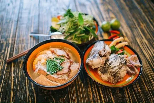 Các Bước Nấu Bún Nước Lèo Trà Vinh