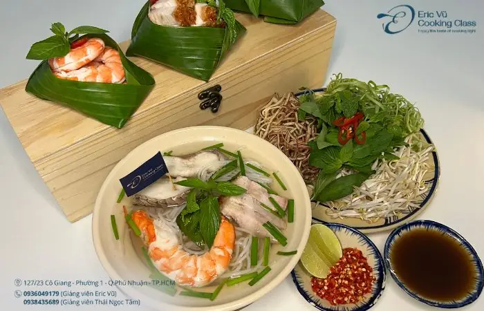 Bật Mí Cách Nấu Bún Nước Lèo Đơn Giản Chuẩn Vị Miền Tây