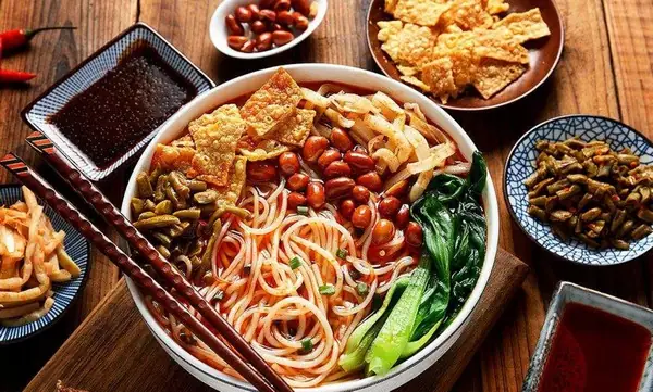 Cách Nấu Bún Ốc Liễu Châu Thơm Ngon, Chuẩn Vị Tại Gia