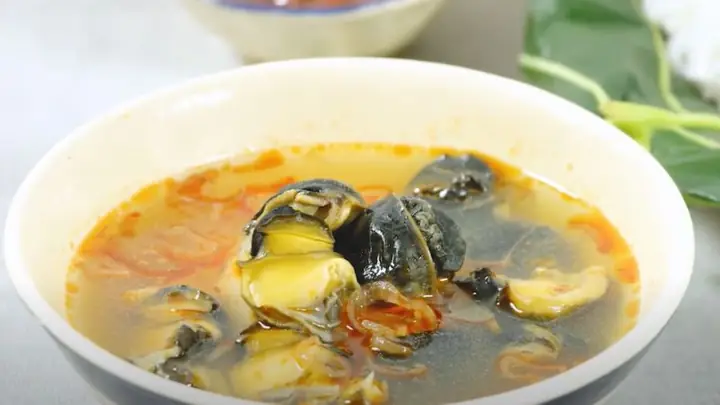 Bún ốc nguội là một món ăn đặc trưng của Hà Nội. Tham khảo ngay cách nấu bún ốc nguội chuẩn vị Hà Nội xưa ngay tại nhà để chiêu đãi gia đình và bạn bè.