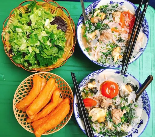 cách nấu bún ốc sườn