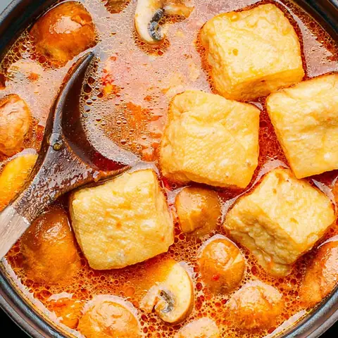 Nấu Nước Dùng: Nấu Nước Dùng: