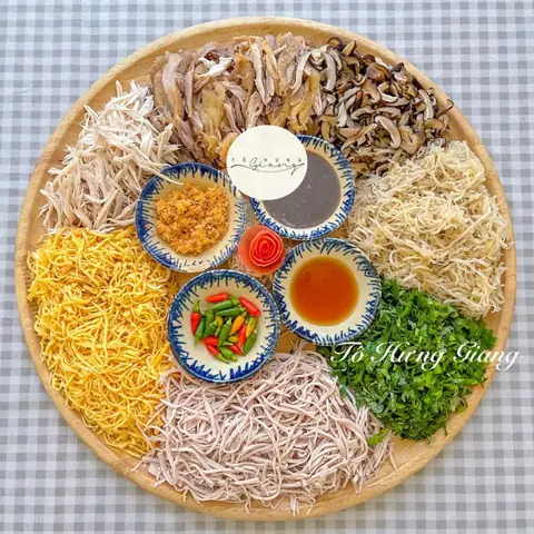 Để nấu được bát bún thang ngon cần một chút tỉ mì và khéo léo cùng bí quyết dưới đây. Để nấu được bát bún thang ngon cần một chút tỉ mì và khéo léo cùng bí quyết dưới đây.