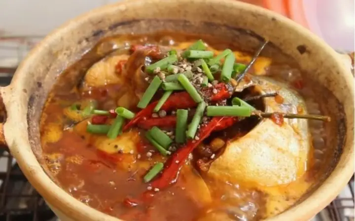 1. Cách nấu cá cam kho thơm ( dứa)