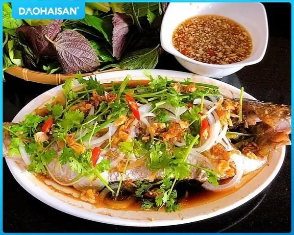 Món Cá Chẽm Hấp Hồng Kông