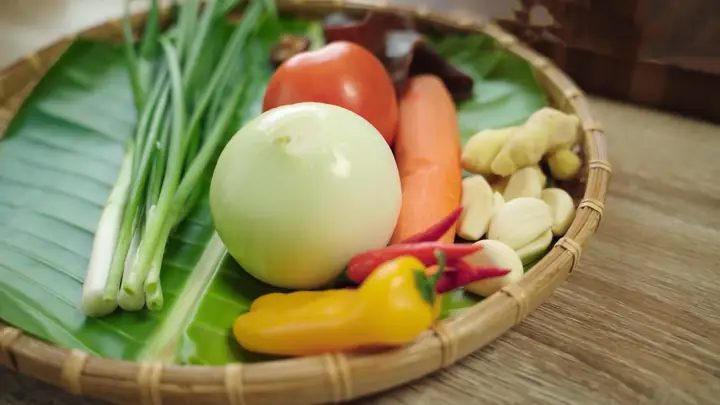 Nguyên Liệu Chuẩn Bị Cho Món Cá Chưng Tương Miền Tây Nguyên Liệu Chuẩn Bị Cho Món Cá Chưng Tương Miền Tây