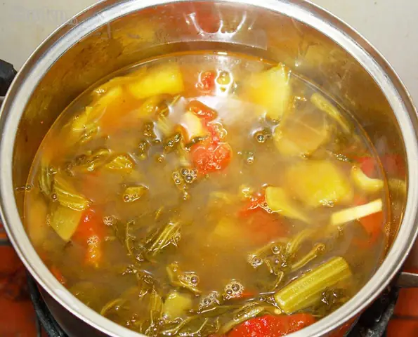 Với nồi canh cá không tanh, cùng vị chua dịu của dưa và béo mềm của cá sẽ là sự lựa chọn tuyệt vời cho bữa cơm gia đình bạn. Với nồi canh cá không tanh, cùng vị chua dịu của dưa và béo mềm của cá sẽ là sự lựa chọn tuyệt vời cho bữa cơm gia đình bạn.