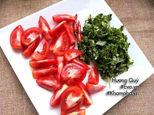 Cá Chép Nấu Măng Có Thêm Ít Rau Sống Rất Dễ Ăn Trong Ngày Hè Trời Nóng.