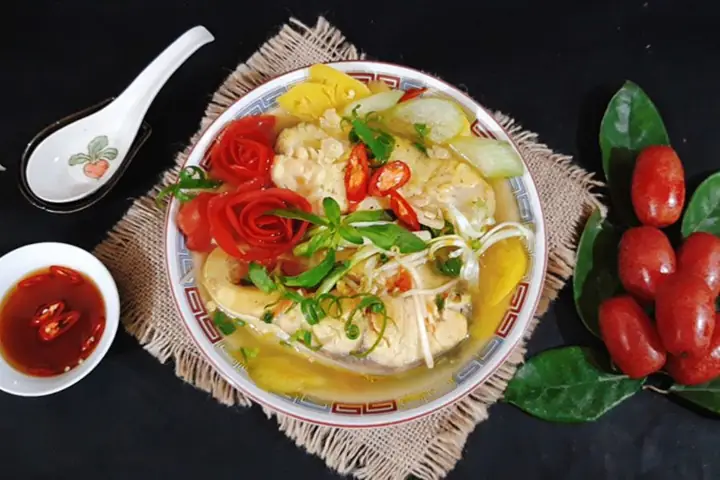 Cá cờ nấu canh chua