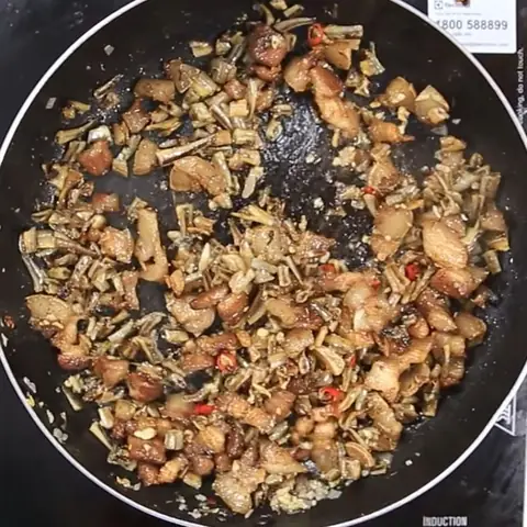 Rim Cá Và Thịt Rim Cá Và Thịt