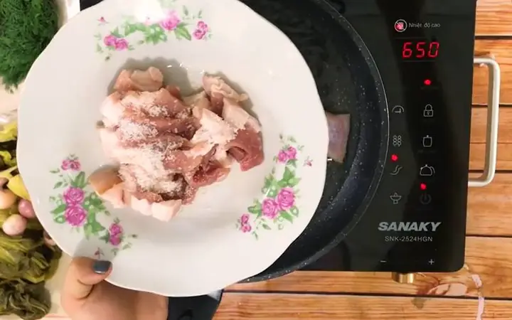 Bước 2Ướp thịt Bước 2Ướp thịt