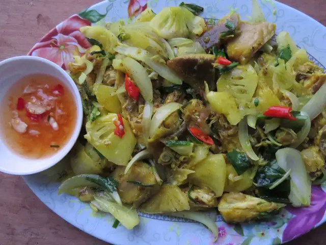 Công Thức Làm Món Cá Đuối Xào Thơm Độc Quyền